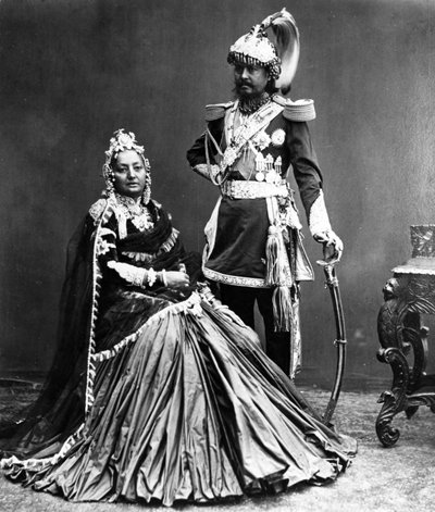 Maharaja von Nepal und seine Frau, um 1870er Jahre von S. and Shepherd, C. Bourne